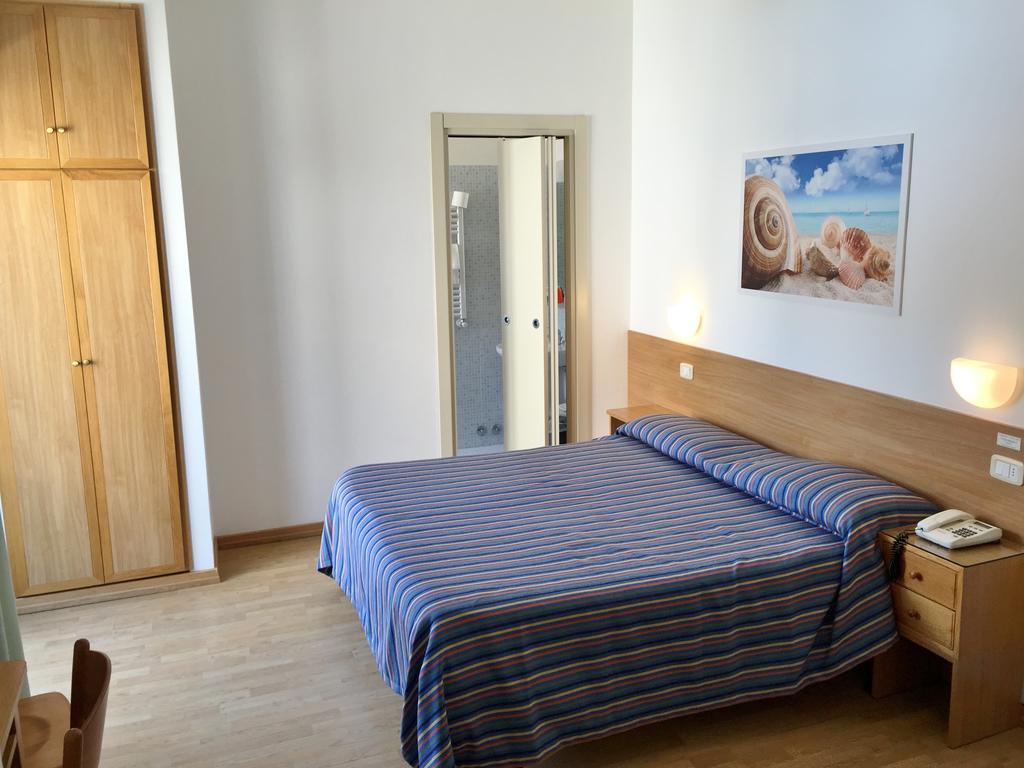 Hotel Mayor Сперлонга Экстерьер фото