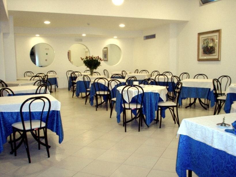 Hotel Mayor Сперлонга Экстерьер фото